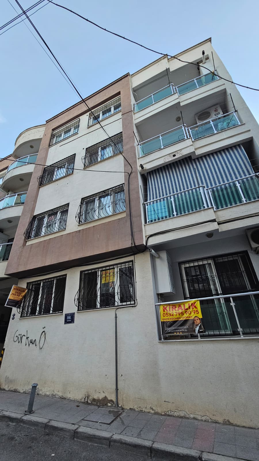 MİTHATPAŞA KARANTİNA 2 ODA 1 SALON OTOPARKLI 100M2 DOĞALGAZLI KİRALIK 27,000TL. 