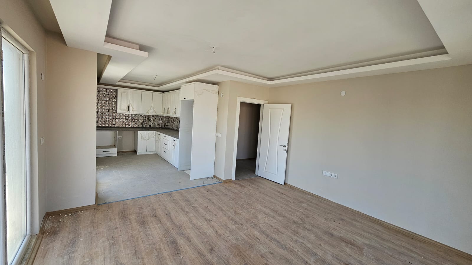 İZMİR SEFERİHİSAR CAMİKEBİR 4 ODA 1 SALON SIFIR ÇATI DUBLEKS 150M2 6,800,000TL.