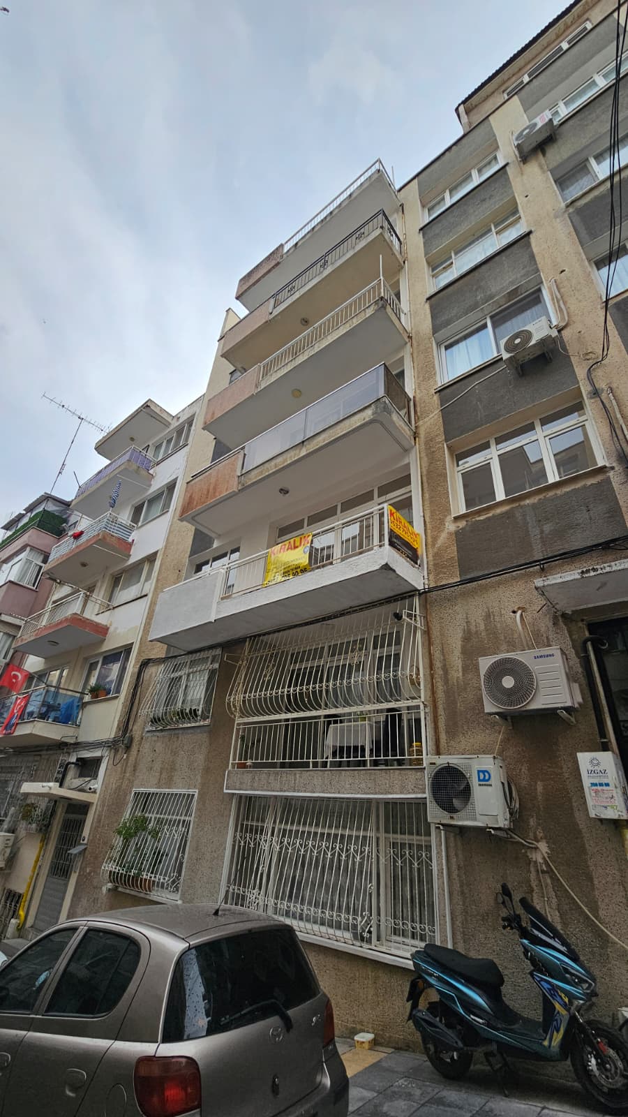 HATAY NOKTA DOĞALGAZLI 3 ODA 1 SALON ÇİFT CEPHE KİRALIK BAKIMLI DAİRE 27.000TL.