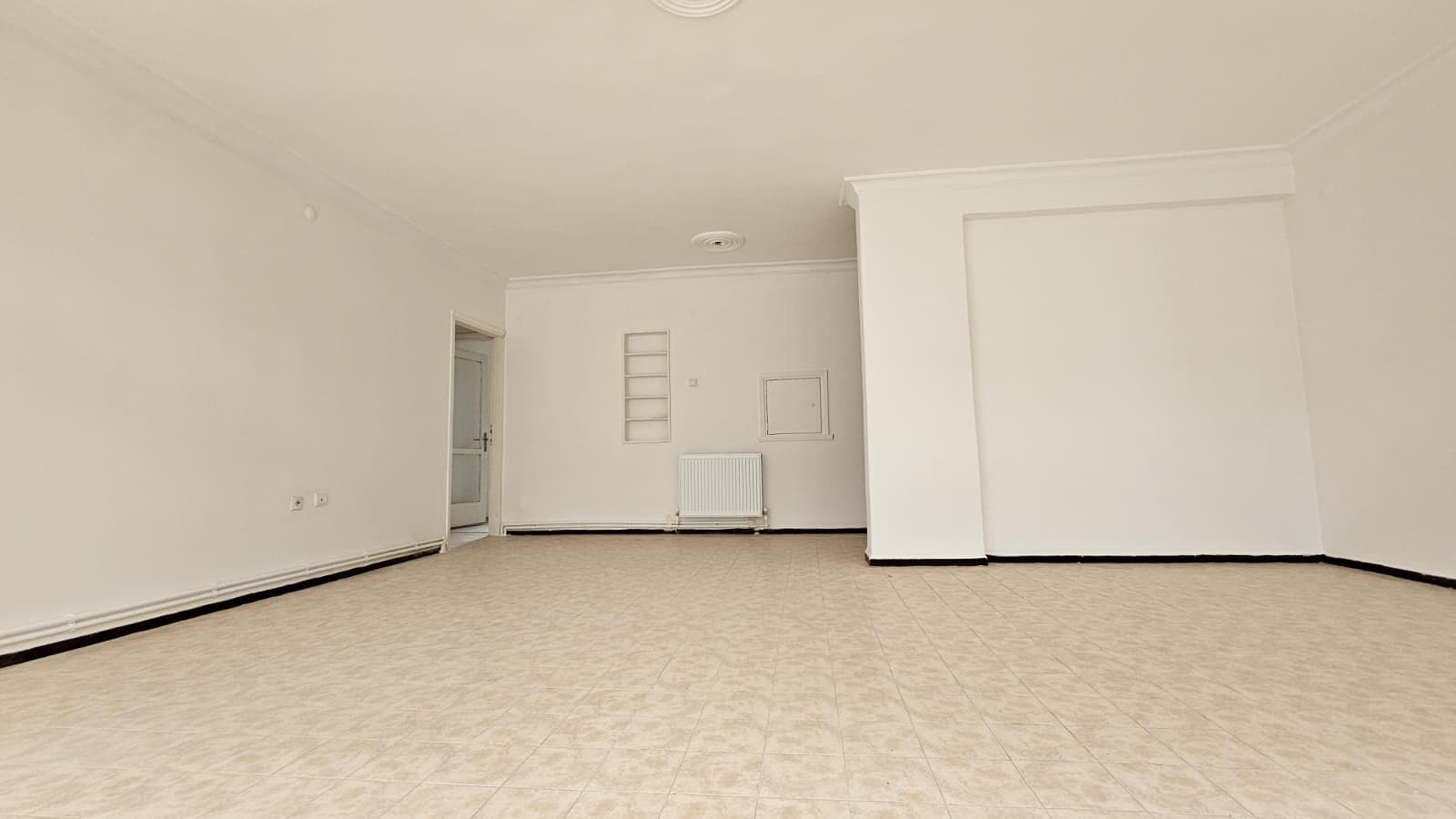 HATAY NOKTA DOĞALGAZLI 3 ODA 1 SALON ÇİFT CEPHE KİRALIK BAKIMLI DAİRE 27.000TL.