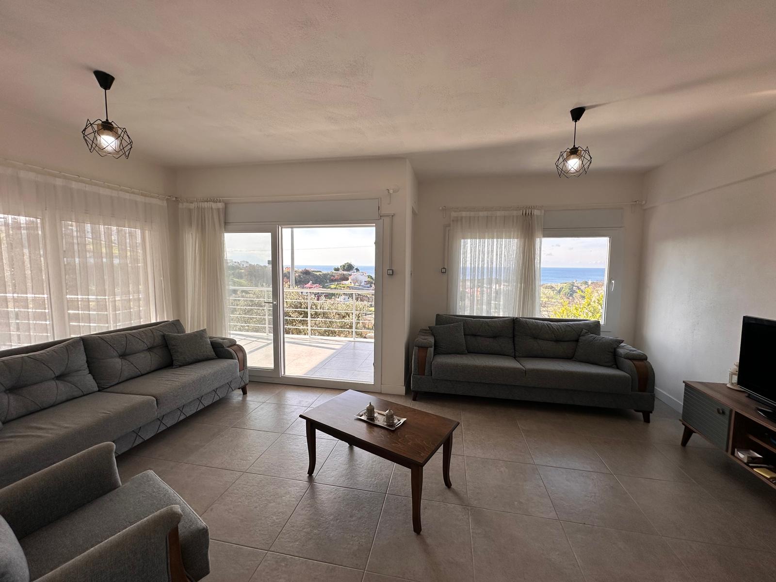 SEFERİHİSAR ÖMÜR BELDESİ HARRAN SİTESİ 4 ODA 1 SALON FULL DENİZ MANZARALI TRİPLEKS 15.500.000TL.