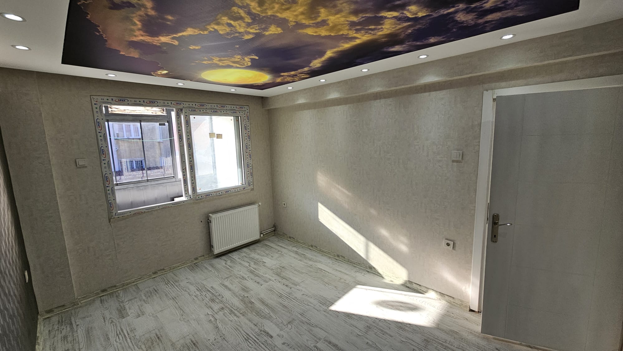 İZMİR ÜÇYOL BETONYOL PANORAMİK DENİZ MANZARALI FULL YENİ TADİLATLI 5 ODA 1 SALON KUPON DAİRE 6,950,000TL. 