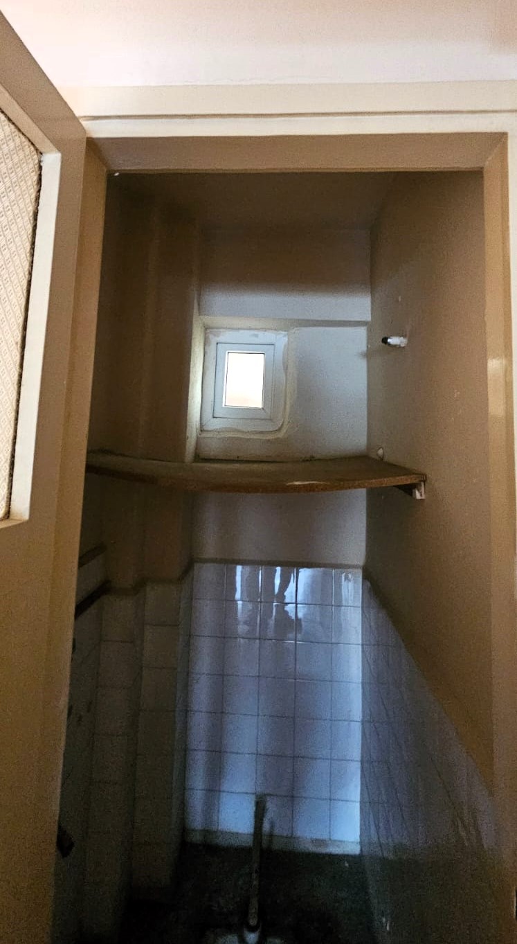 BETONYOL PİRİREİS MH.SES PASTANESİ ÜSTÜ 90 M2 2 ODA 1 SALON 2 WC 2 BALKON DENİZ MANZARALI FERAH SATILIK DAİRE 4.000.000TL.