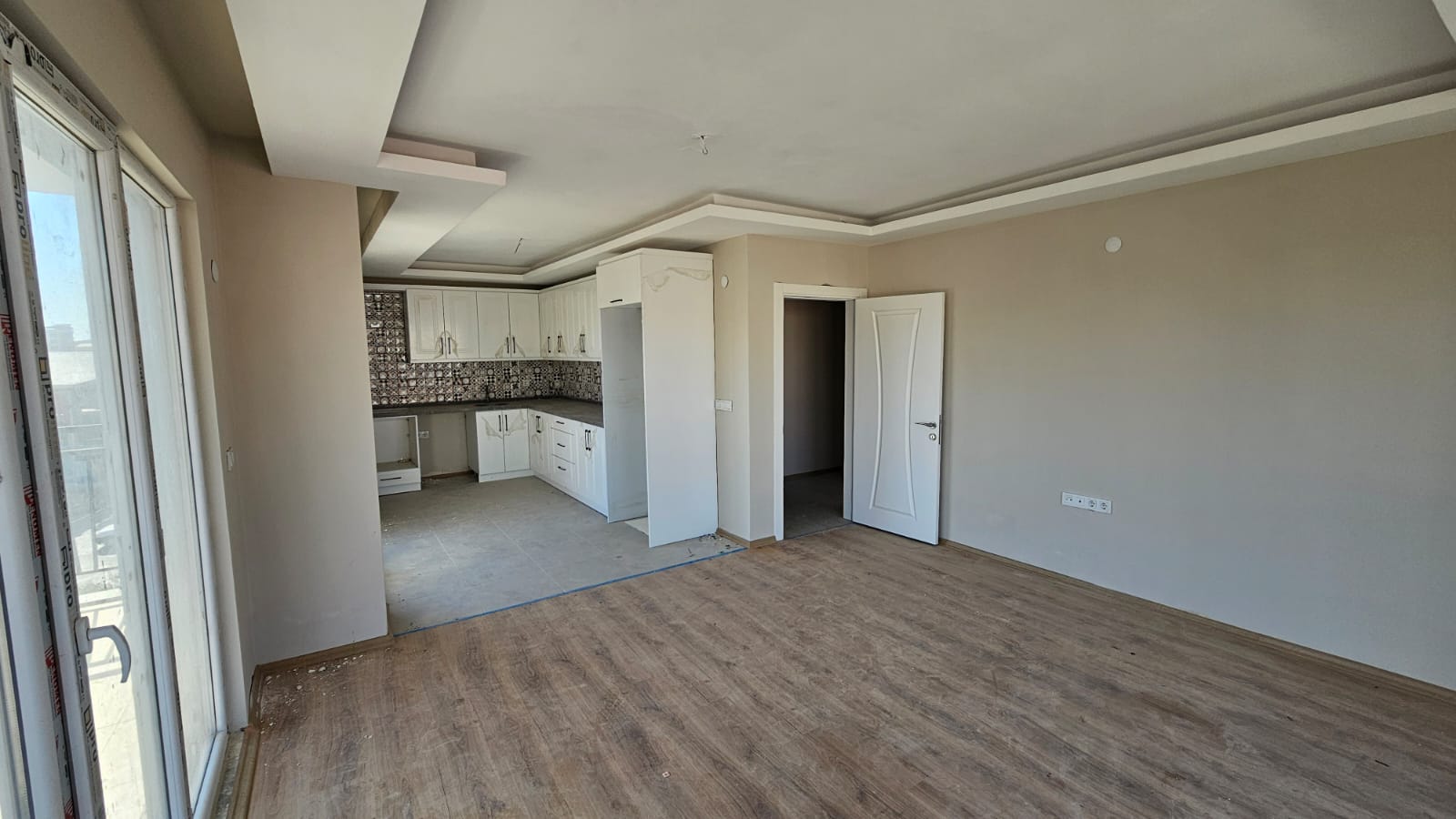 İZMİR SEFERİHİSAR CAMİKEBİR 4 ODA 1 SALON SIFIR ÇATI DUBLEKS 150M2 6,800,000TL.