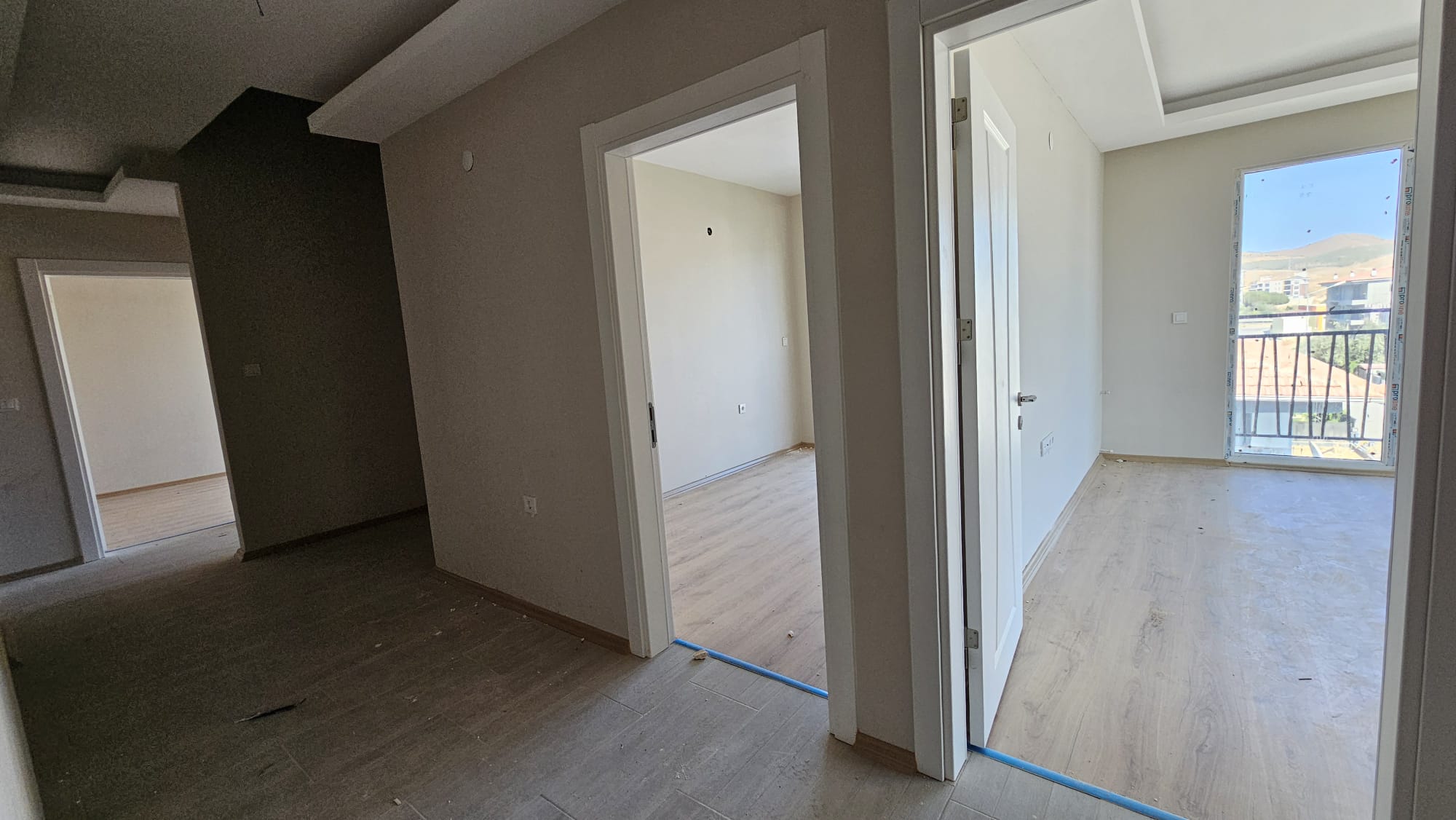 İZMİR SEFERİHİSAR CAMİKEBİR 4 ODA 1 SALON SIFIR ÇATI DUBLEKS 150M2 6,800,000TL.