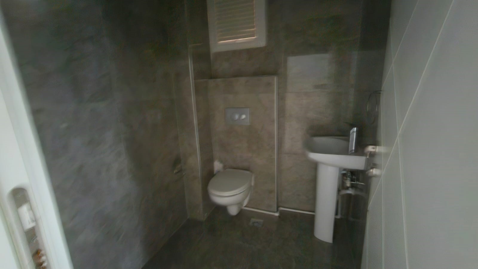 ÇİĞLİ ŞİRİNTEPE MH.3 ODA 1 SALON 104M2 DUBLEKS SATILIK DAİRE 8 YAŞINDA 3,800,000TL.