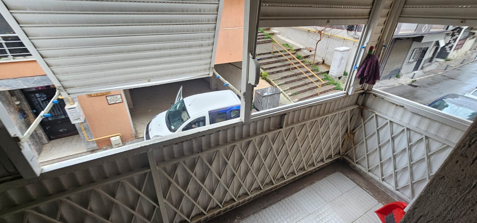 MİTHATPAŞA MH. KARANTİNA 200 SK. 1 ODA 1 SALON EŞYALI 50 m2 KİRALIK 26.000TL. 