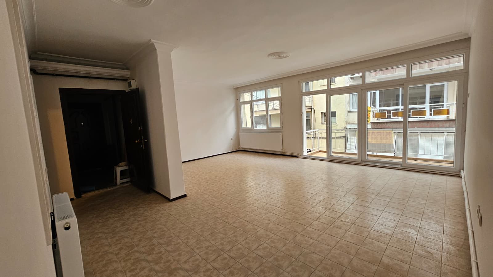 HATAY NOKTA DOĞALGAZLI 3 ODA 1 SALON ÇİFT CEPHE KİRALIK BAKIMLI DAİRE 27.000TL.