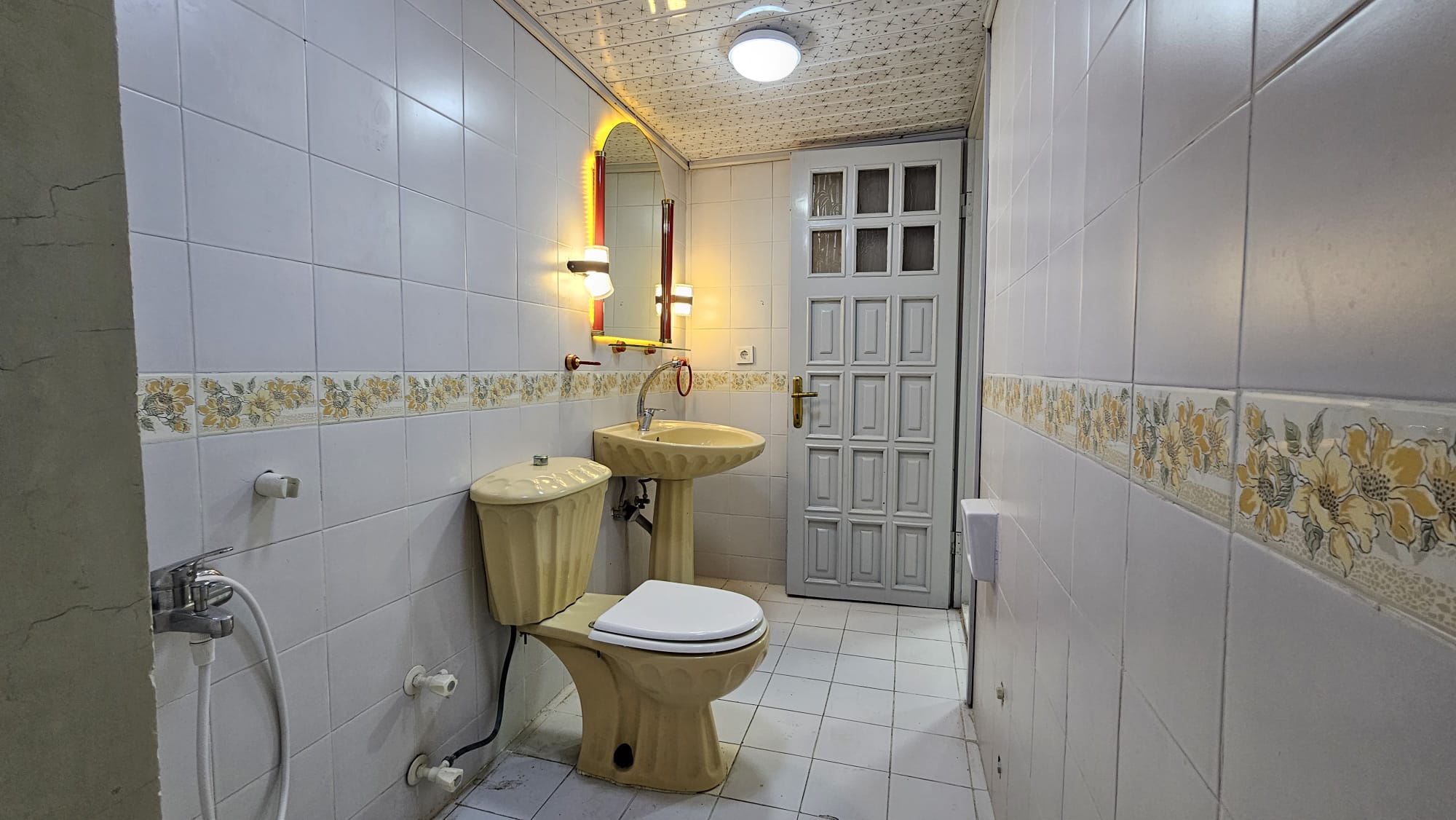 İZMİR ÜÇYOL BETONYOL PANORAMİK DENİZ MANZARALI FULL YENİ TADİLATLI 5 ODA 1 SALON KUPON DAİRE 6,950,000TL. 