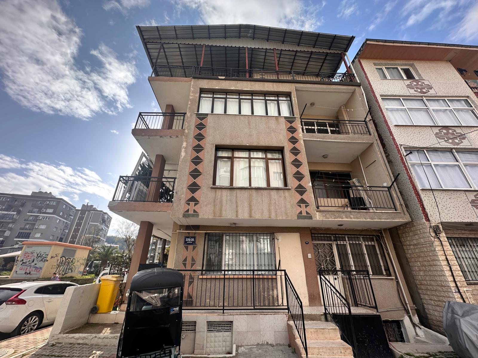 İZMİR BUCA KOOP 4 KATLI KOMPLE BİNA SATILIK 15,250,000TL.