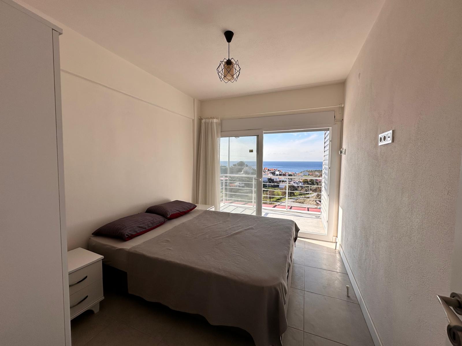 SEFERİHİSAR ÖMÜR BELDESİ HARRAN SİTESİ 4 ODA 1 SALON FULL DENİZ MANZARALI TRİPLEKS 15.500.000TL.