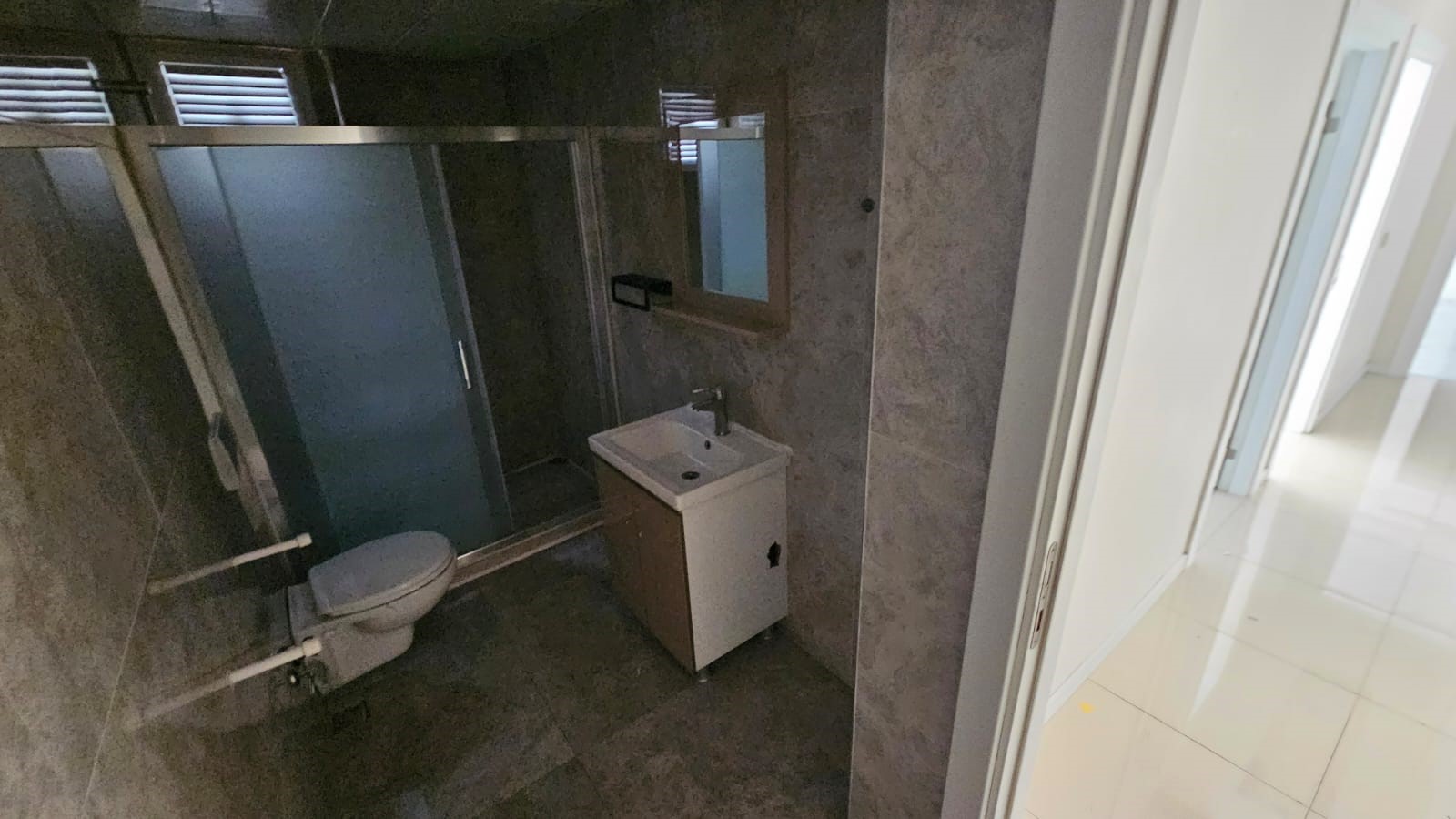 ÇİĞLİ ŞİRİNTEPE MH.3 ODA 1 SALON 104M2 DUBLEKS SATILIK DAİRE 8 YAŞINDA 3,800,000TL.