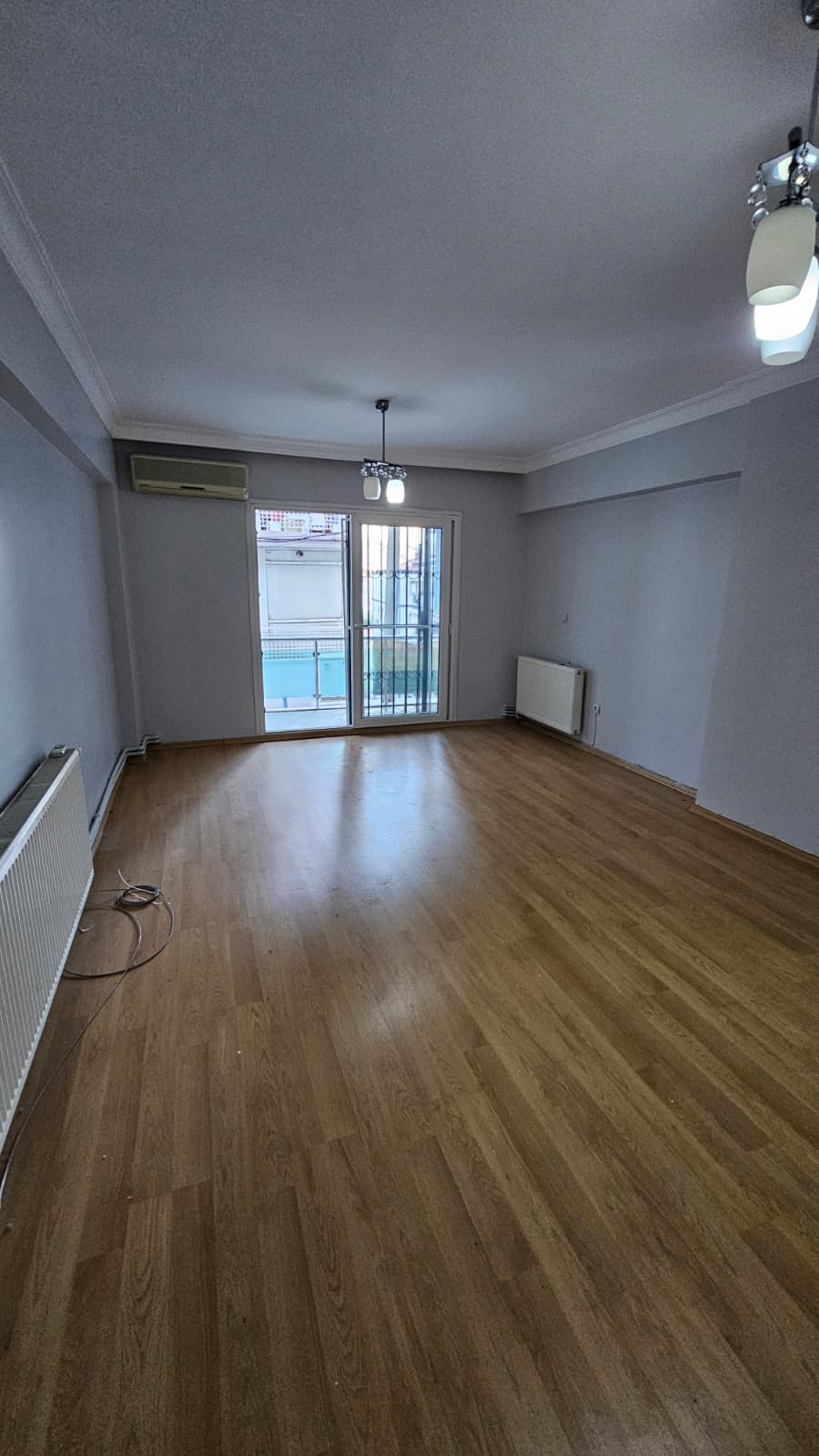 MİTHATPAŞA KARANTİNA 2 ODA 1 SALON OTOPARKLI 100M2 DOĞALGAZLI KİRALIK 27,000TL. 