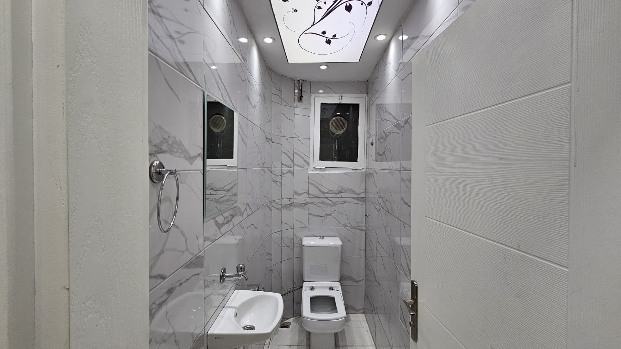 İZMİR ÜÇYOL BETONYOL PANORAMİK DENİZ MANZARALI FULL YENİ TADİLATLI 5 ODA 1 SALON KUPON DAİRE 6,950,000TL. 