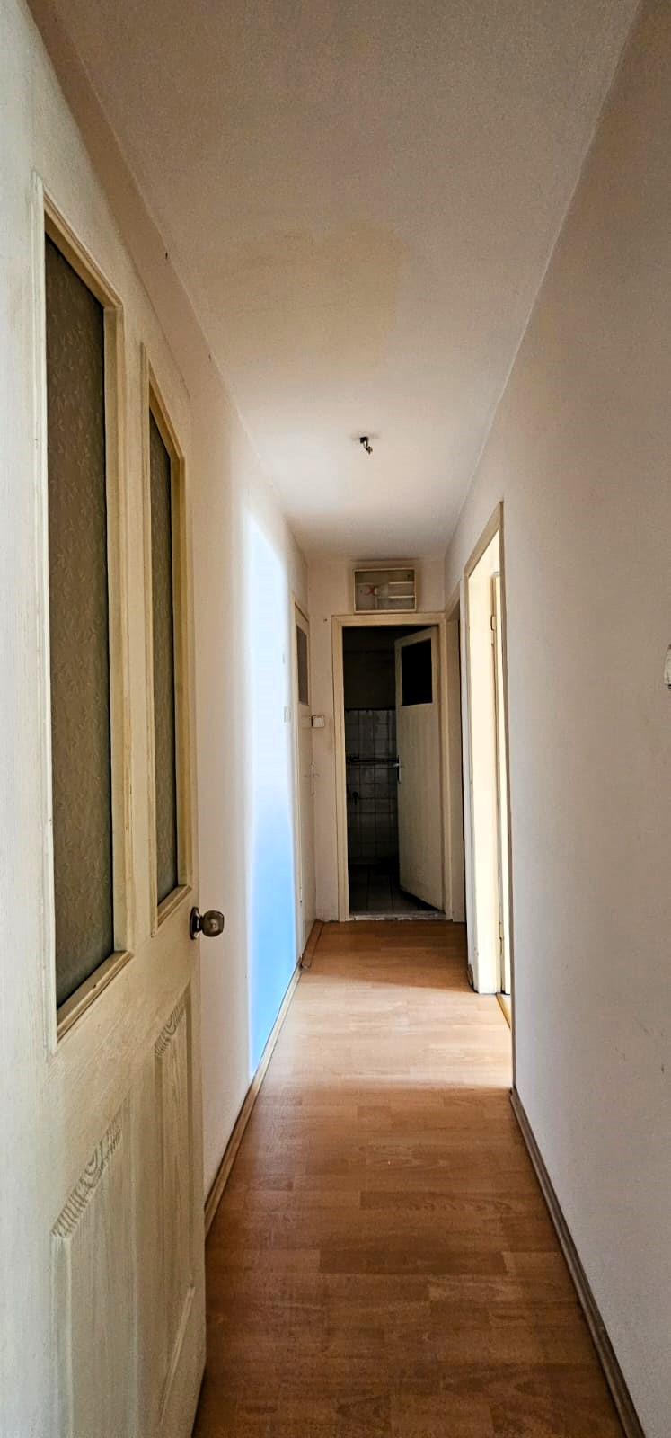 BETONYOL PİRİREİS MH.SES PASTANESİ ÜSTÜ 90 M2 2 ODA 1 SALON 2 WC 2 BALKON DENİZ MANZARALI FERAH SATILIK DAİRE 4.000.000TL.