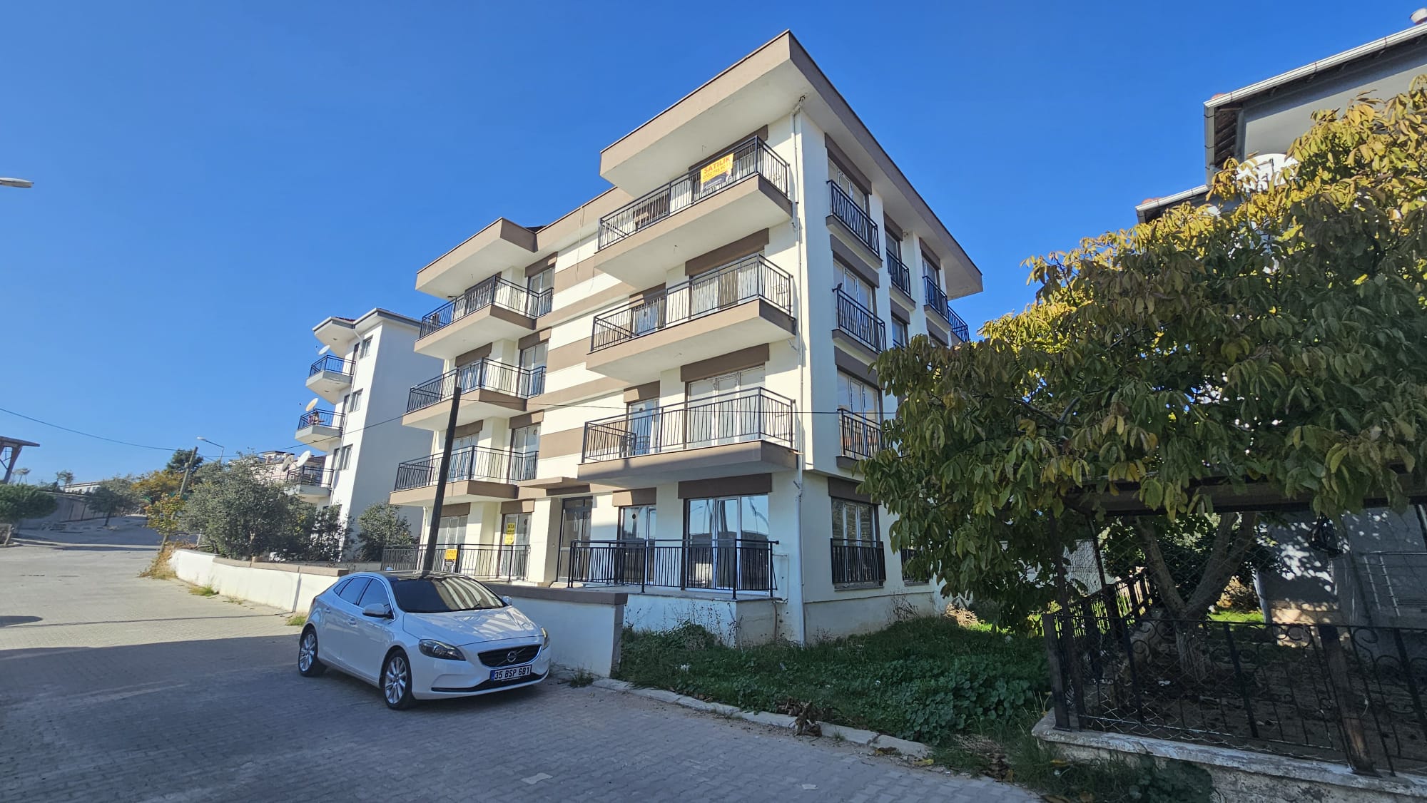 İZMİR SEFERİHİSAR CAMİKEBİR 4 ODA 1 SALON SIFIR ÇATI DUBLEKS 150M2 6,800,000TL.