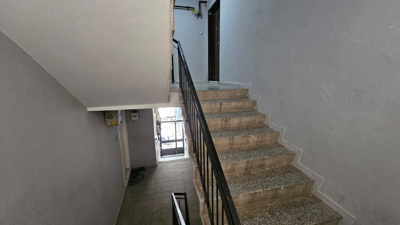 HATAY NOKTA DOĞALGAZLI 3 ODA 1 SALON ÇİFT CEPHE KİRALIK BAKIMLI DAİRE 27.000TL.