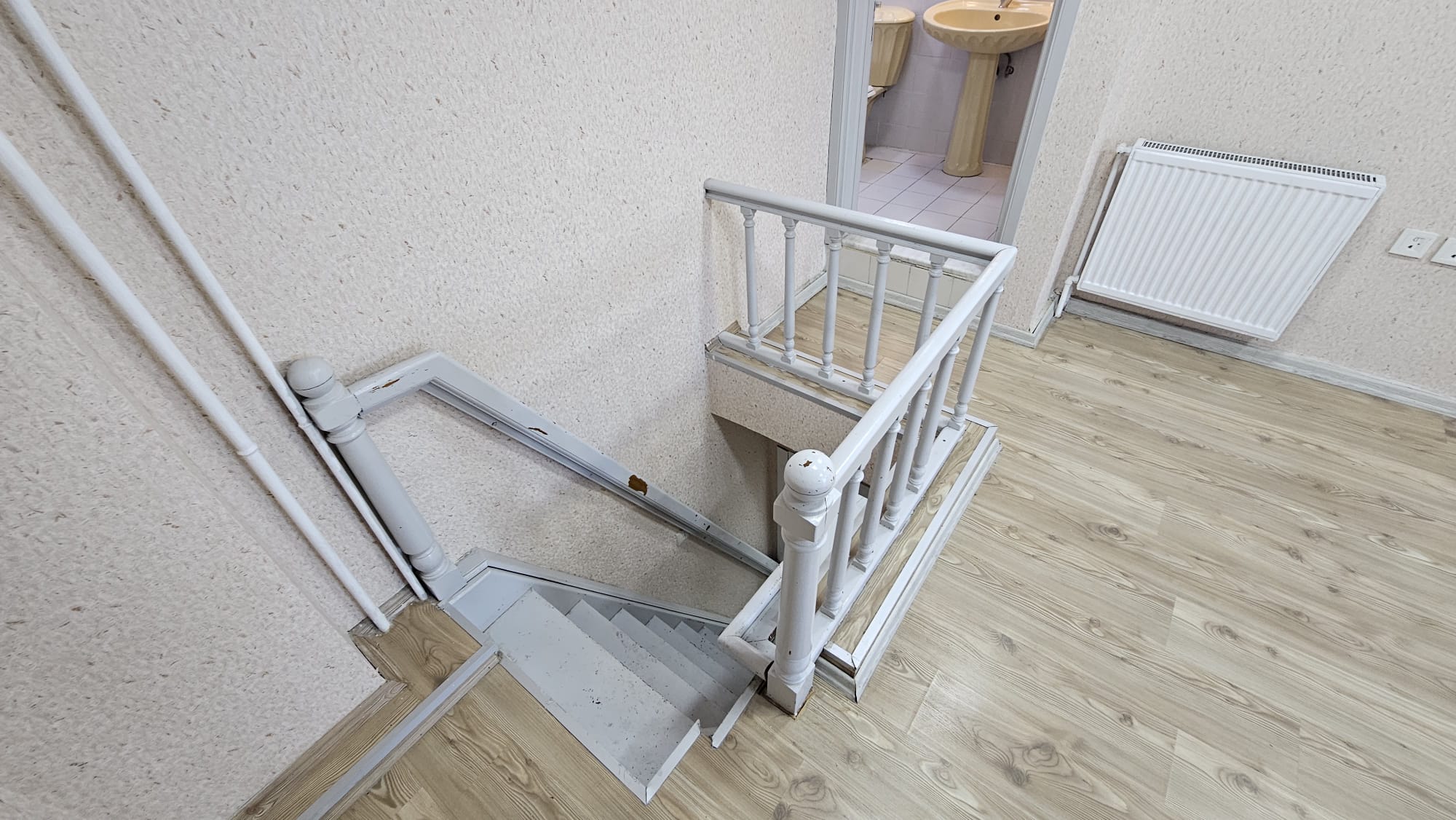 İZMİR ÜÇYOL BETONYOL PANORAMİK DENİZ MANZARALI FULL YENİ TADİLATLI 5 ODA 1 SALON KUPON DAİRE 6,950,000TL. 