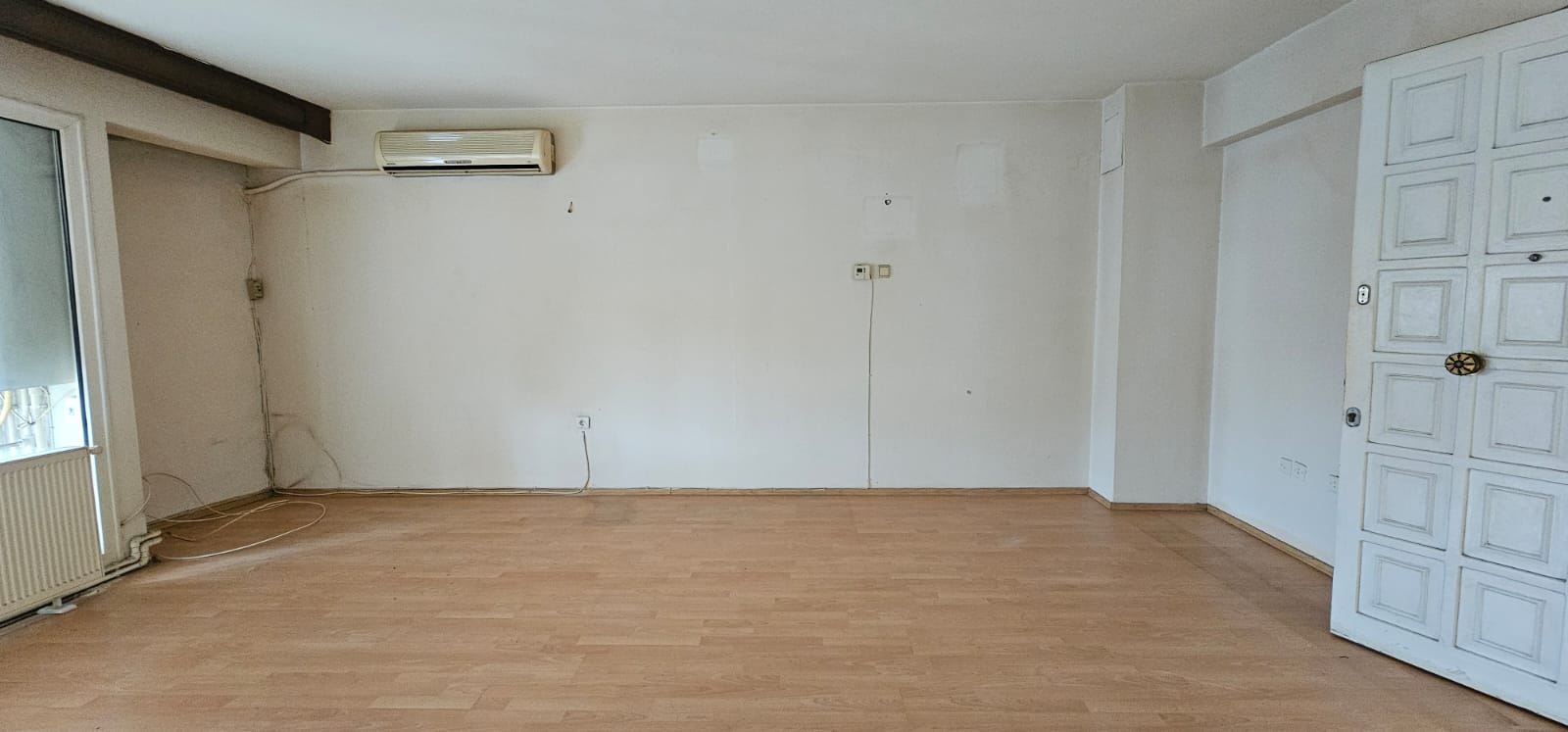 BETONYOL PİRİREİS MH.SES PASTANESİ ÜSTÜ 90 M2 2 ODA 1 SALON 2 WC 2 BALKON DENİZ MANZARALI FERAH SATILIK DAİRE 4.000.000TL.
