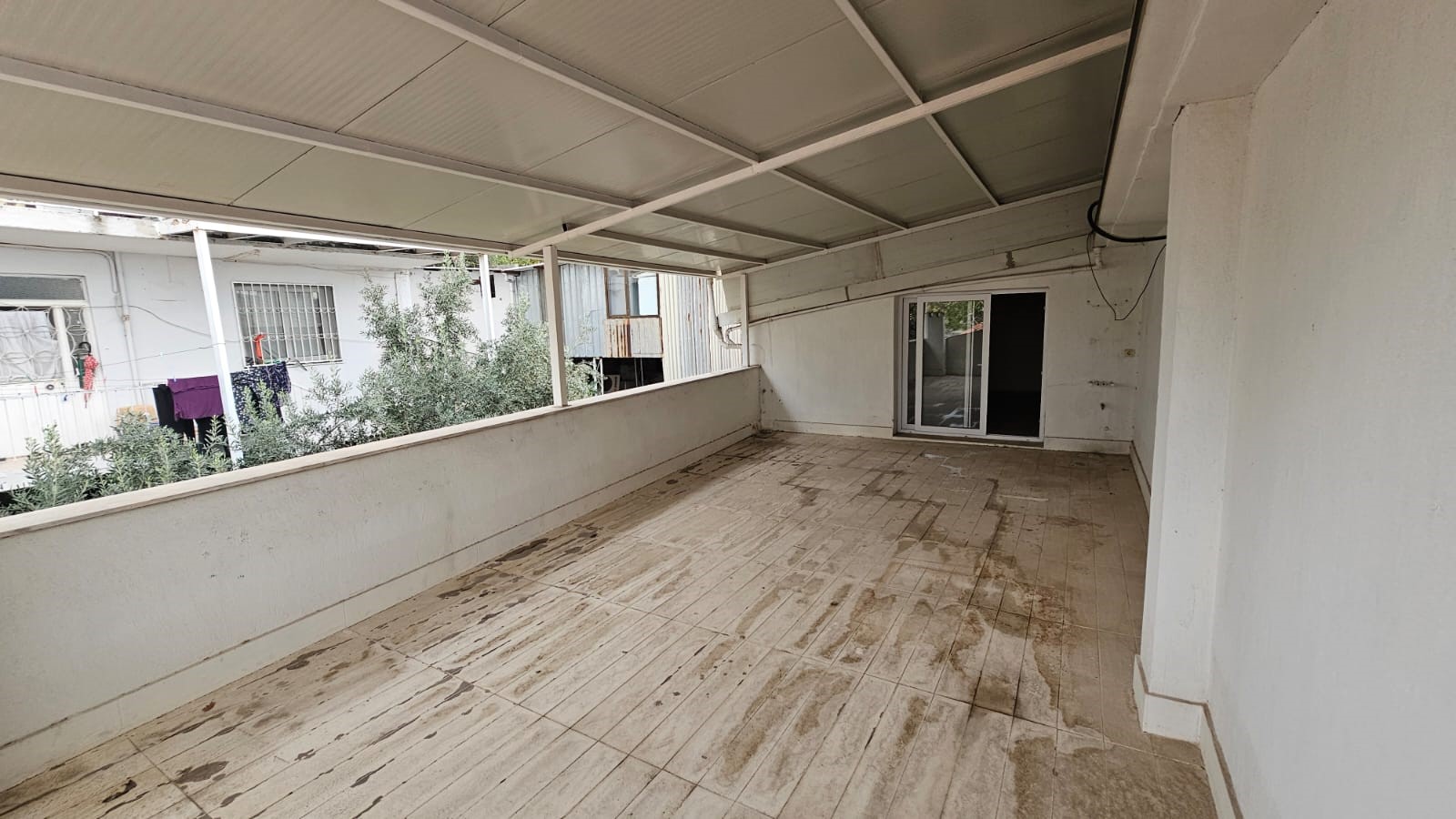 ÇİĞLİ ŞİRİNTEPE MH.3 ODA 1 SALON 104M2 DUBLEKS SATILIK DAİRE 8 YAŞINDA 3,800,000TL.