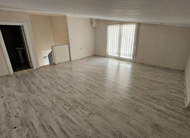 ÇİĞLİ ŞİRİNTEPE MH.3 ODA 1 SALON 104M2 DUBLEKS SATILIK DAİRE 8 YAŞINDA 3,800,000TL.