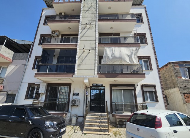 MENEMEN KOYUNDERE 2ODA 1SALON ARAKAT DAİRE 3,150,000TL.