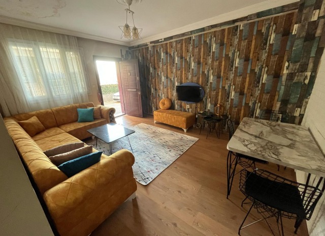 ADATEPE BUCA 1ODA 1SALON EŞYALI DAİRE KAMPÜS YAKINI 2,100,000TL.